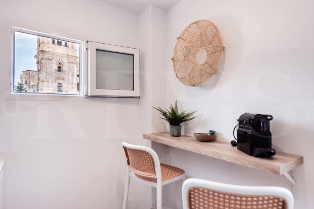 Apartment With Cathedral View & Terrace By Rems Málaga Exterior foto